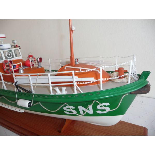 Maquette de canot de sauvetage snsm Maquette de canot de sauvetage snsm