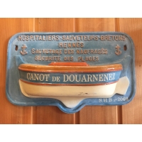 Tronc de canot de sauvetage hospitaliers sauveteurs bretons Douarnenez