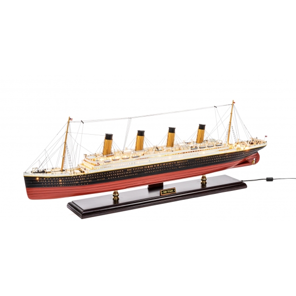 Maquette du paquebot Titanic avec éclairage intérieur - Marie Galante