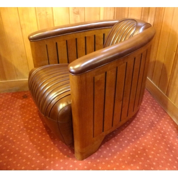 https://www.marie-galante-benodet.com/2881-thickbox_default/fauteuil-club-canoe-cuir-vintage.jpg