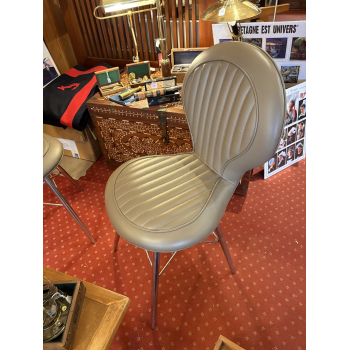 https://www.marie-galante-benodet.com/3152-thickbox_default/chaise-aviateur-dc3-lot-de-4-destockage.jpg